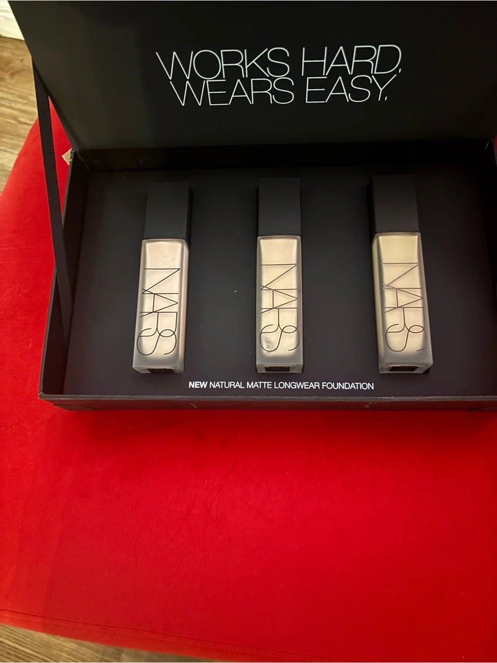 NARS new natural matte longwear foundation and powder set #foundation #matte